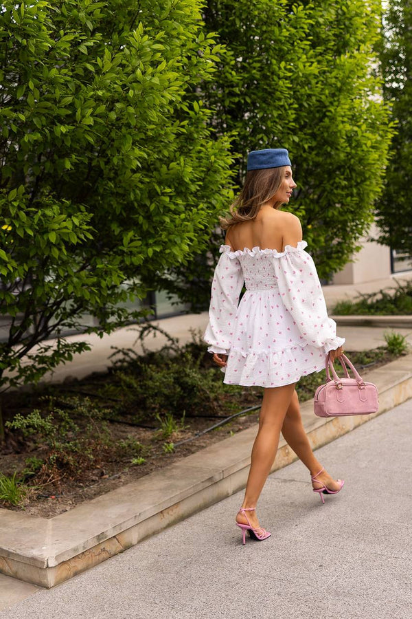 Rochie roz cu umeri goi din muselină, cu imprimeu floral