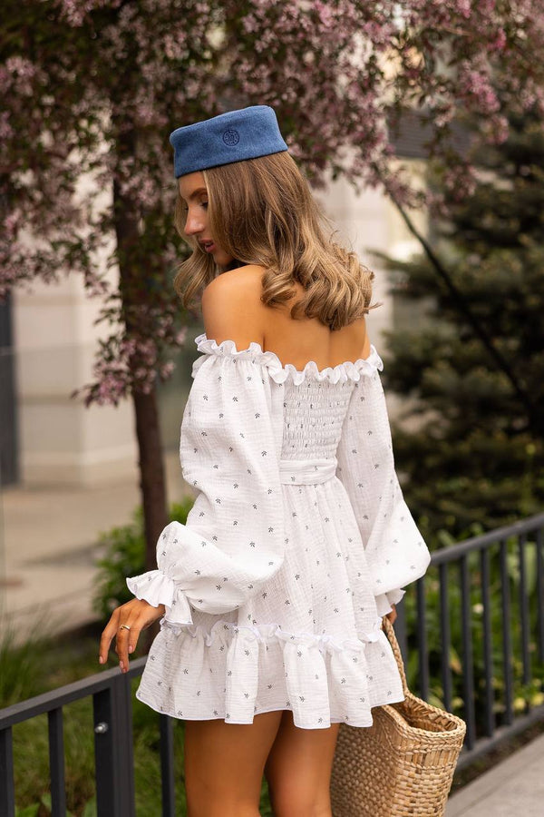 Rochie din muselină crem Wildberry cu umeri goi