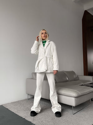 Théodora Quilted Belted Jacket – Ivory