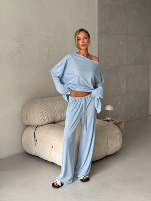 Céleste Off-Shoulder Knit Set – Sky Blue