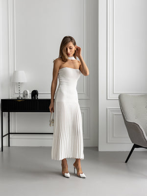Emeline Strapless Pleated Dress – Milk White