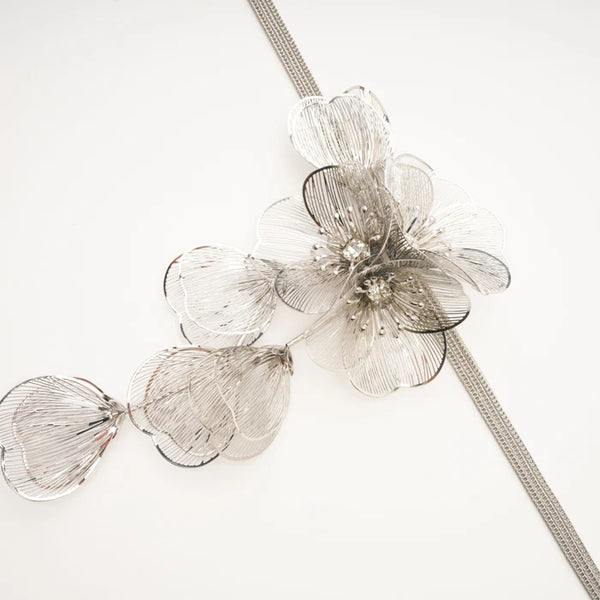 Silver Floral Wire Necklace