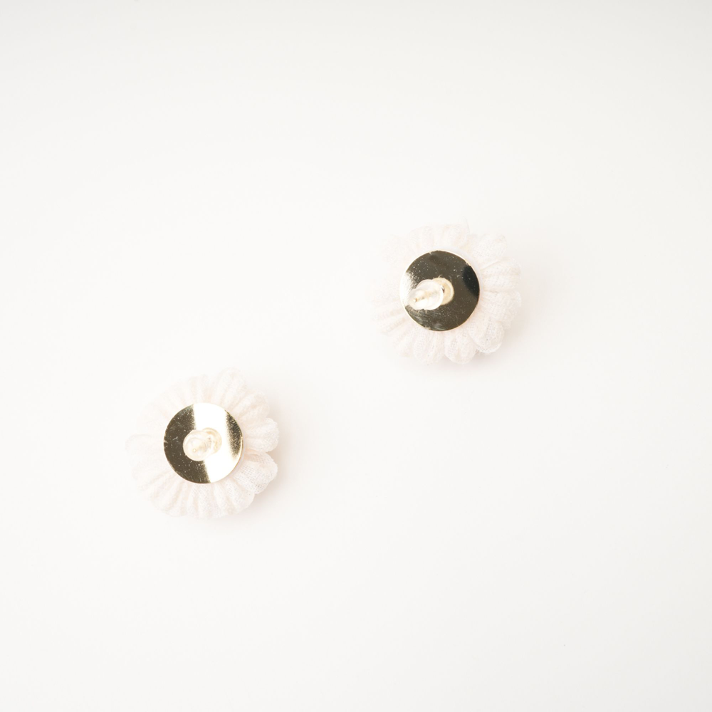 Cream Lace Flower Earrings