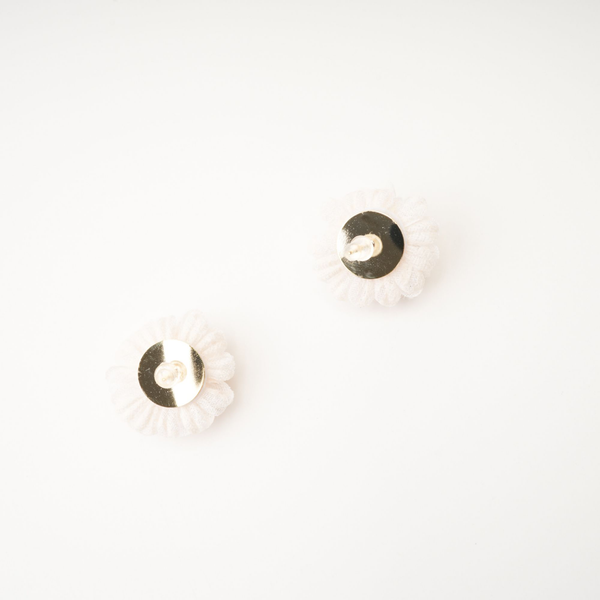 Cream Lace Flower Earrings