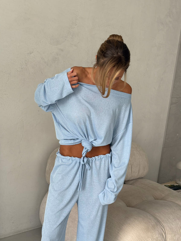 Céleste Off-Shoulder Knit Set – Sky Blue