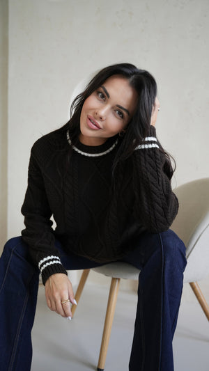 Beatrice Contrast-Trim Cable Sweater – Black