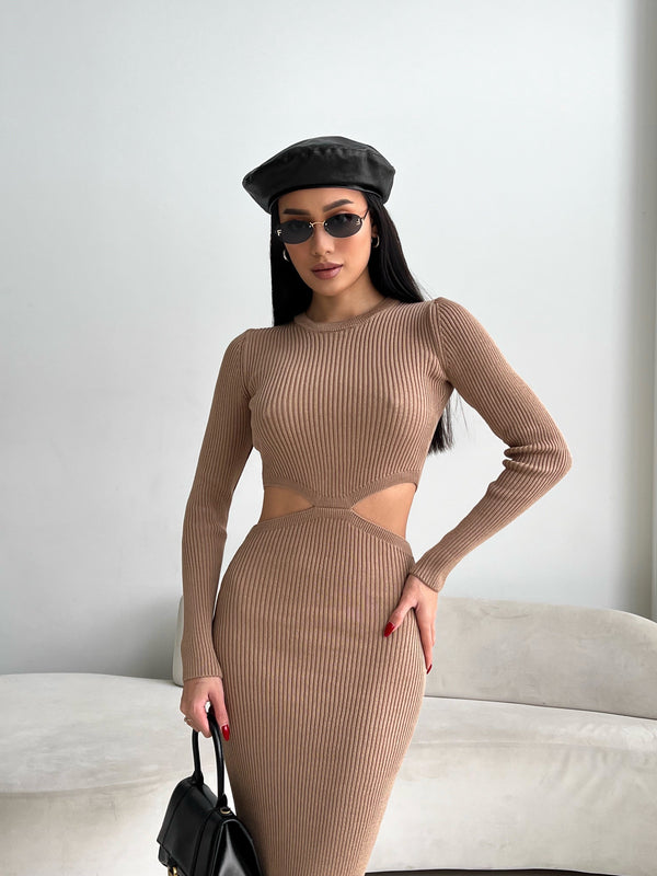 Nadia Ribbed Cut-Out Knit Set – Camel