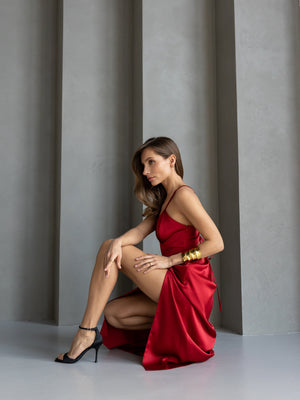 Anaïs Satin Slip Dress – Red