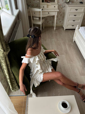 İnci Buruşuk Saten Volanlı Tulum