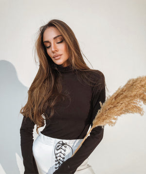 Hélène Ribbed Turtleneck Top