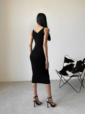 Isaure Ribbed Knit Midi Dress – Black