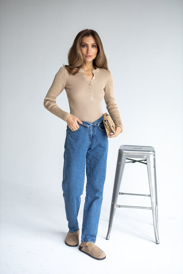Elise Buttoned Knit Top – Beige