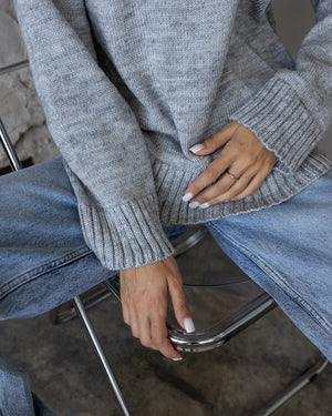 Marion Relaxed Crew Sweater – Light Grey