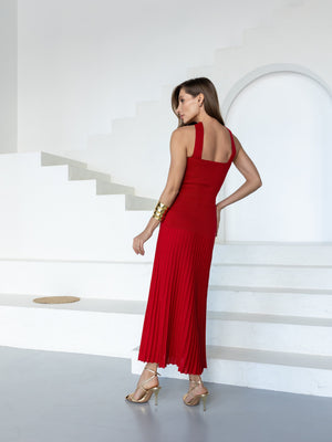 Emeline Strapless Pleated Dress – Red