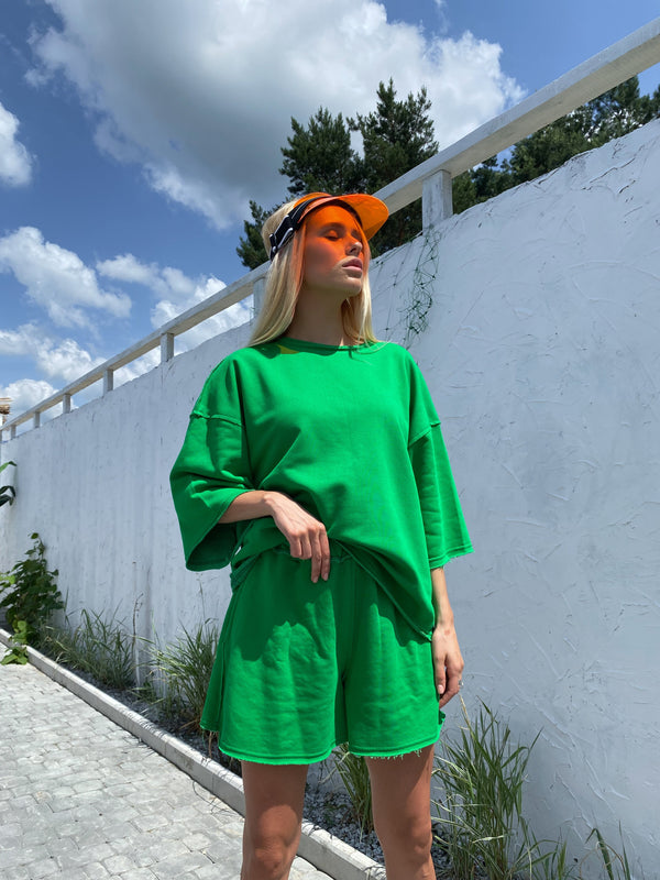 Isaline Oversized Tee & Shorts Set – Green