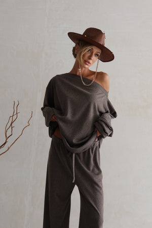 Céleste Off-Shoulder Knit Set – Dark Gray