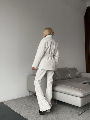Théodora Quilted Belted Jacket – Ivory