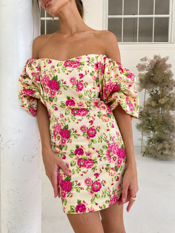 Sylvette Off-Shoulder Satin Mini Dress – Pink Floral