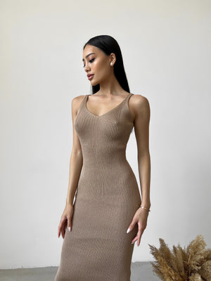 Isaure Ribbed Knit Midi Dress – Camel