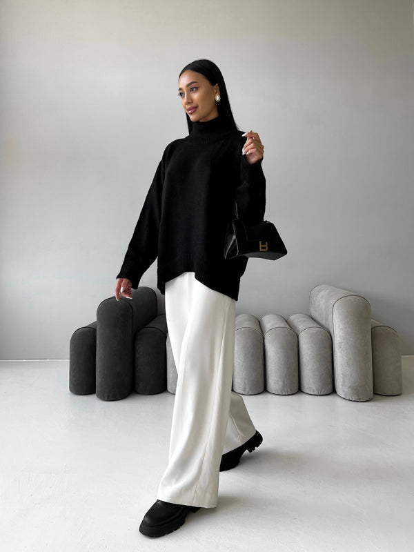 Maëlle Oversized Knit Sweater – Black