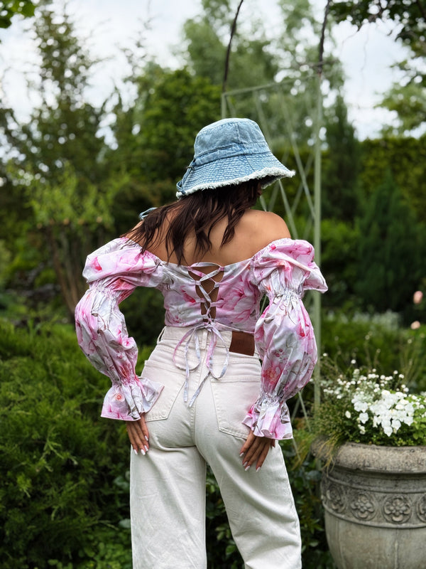 Sylvaine Off-Shoulder Printed Crop Top
