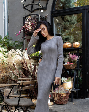 Rosalie Ribbed Midi Dress – Grey