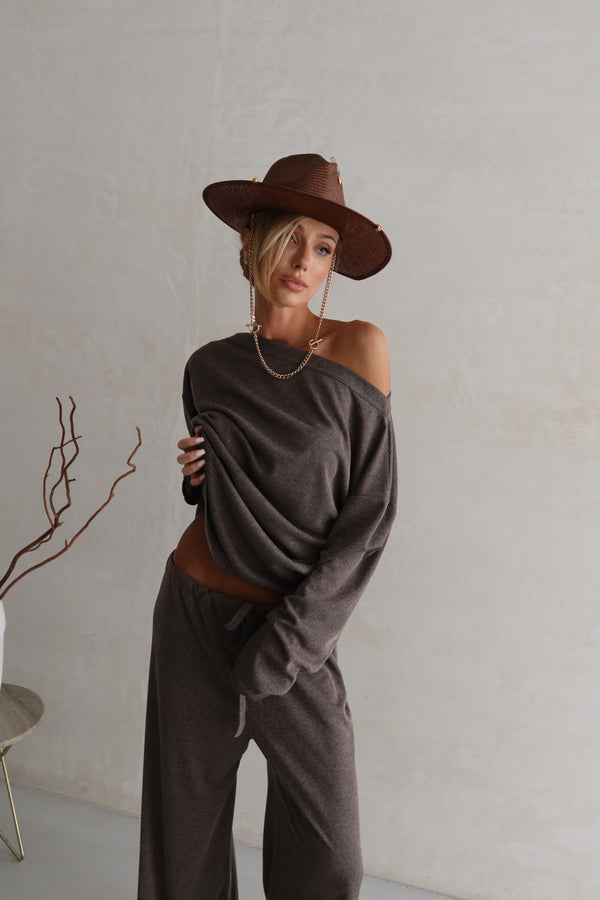 Céleste Off-Shoulder Knit Set – Dark Gray