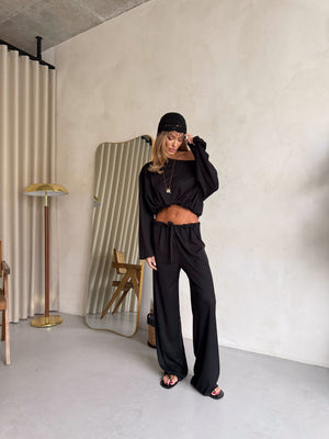 Céleste Off-Shoulder Knit Set – Black