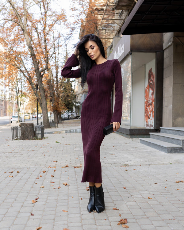 Rosalie Ribbed Midi Dress – Burgundy