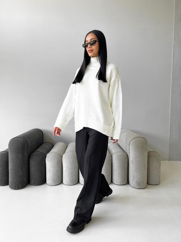 Maëlle Oversized Knit Sweater – Milk White