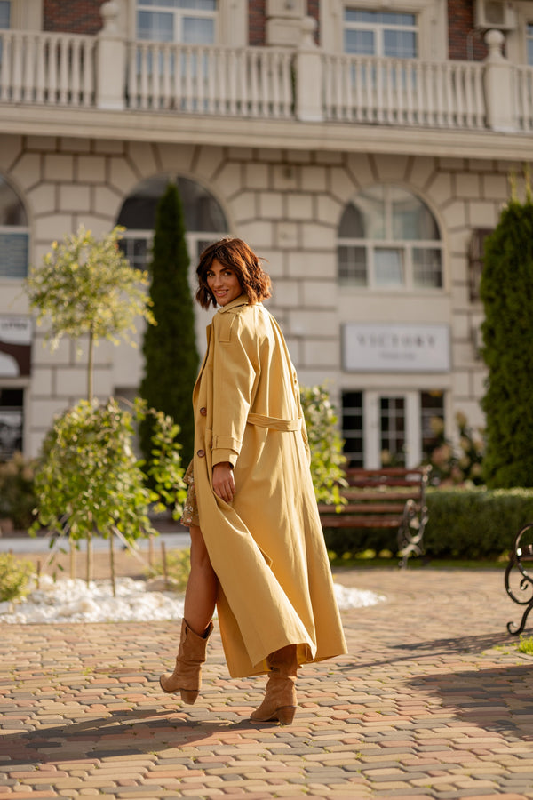 Dorothée Belted Faux-Leather Trench – Mustard