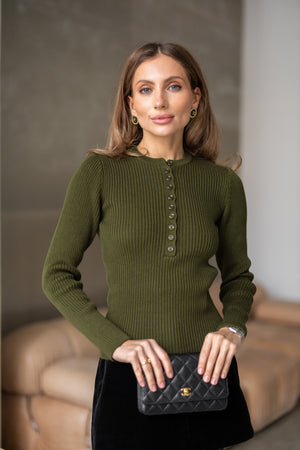 Elise Buttoned Knit Top – Khaki