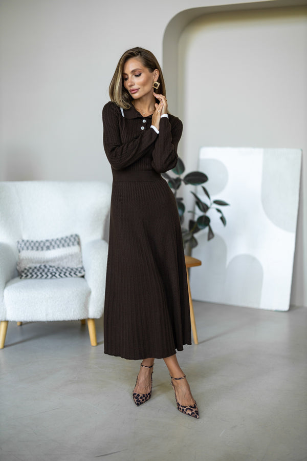 Constance Contrast-Collar Knit Midi Dress – Brown