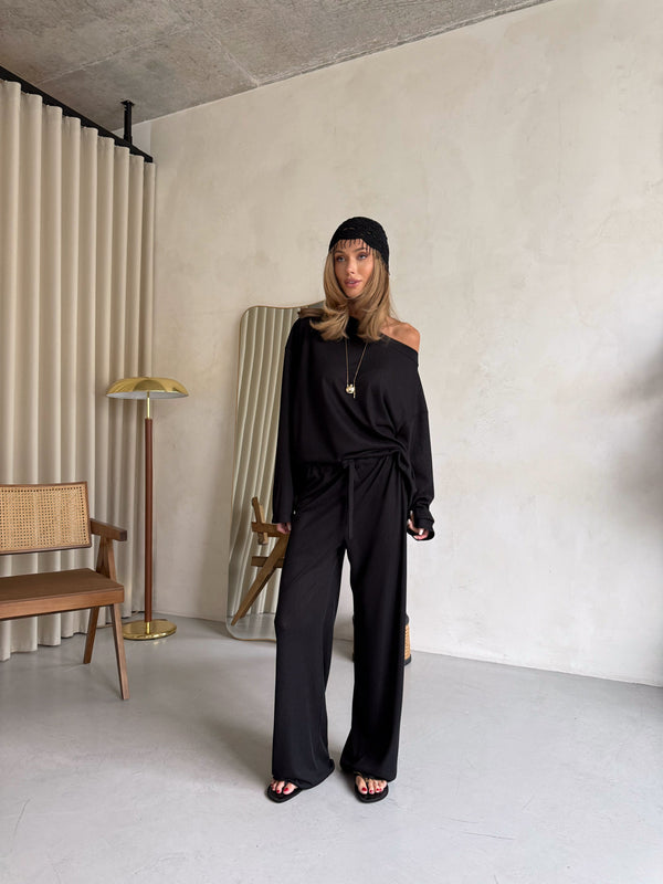 Céleste Off-Shoulder Knit Set – Black