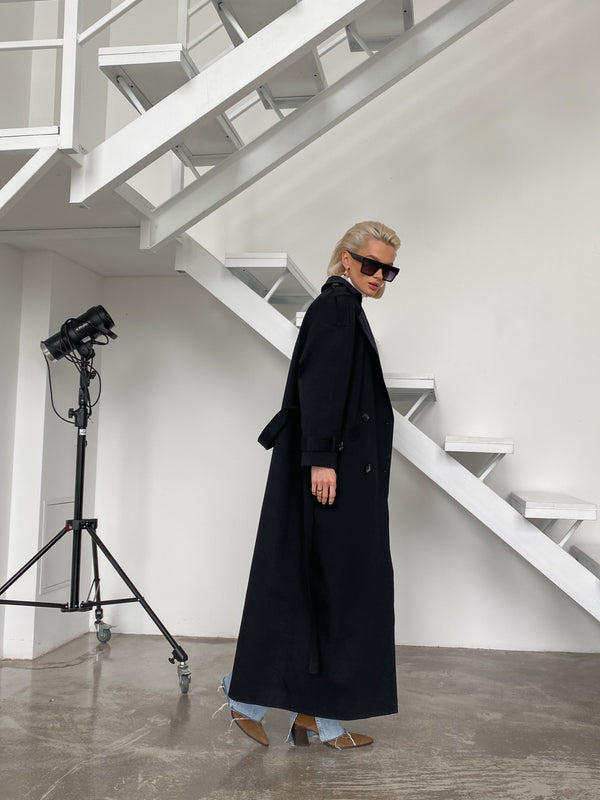 Dorothée Belted Faux-Leather Trench – Navy
