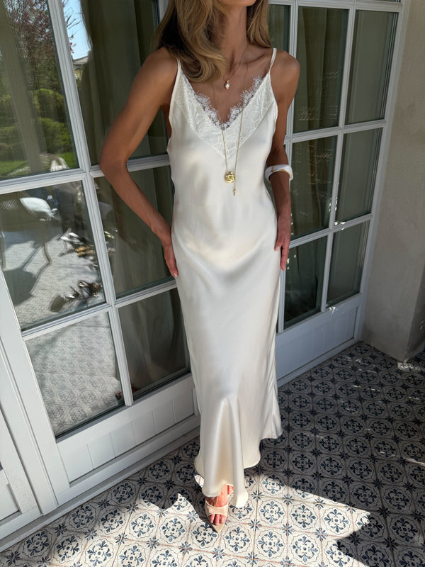 Cléo Lace-Trim Satin Maxi – Milk White