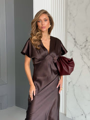 Quitterie Kimono-Sleeve Satin Midi in Chocolate