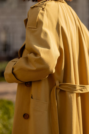 Dorothée Belted Faux-Leather Trench – Mustard