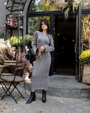 Rosalie Ribbed Midi Dress – Grey