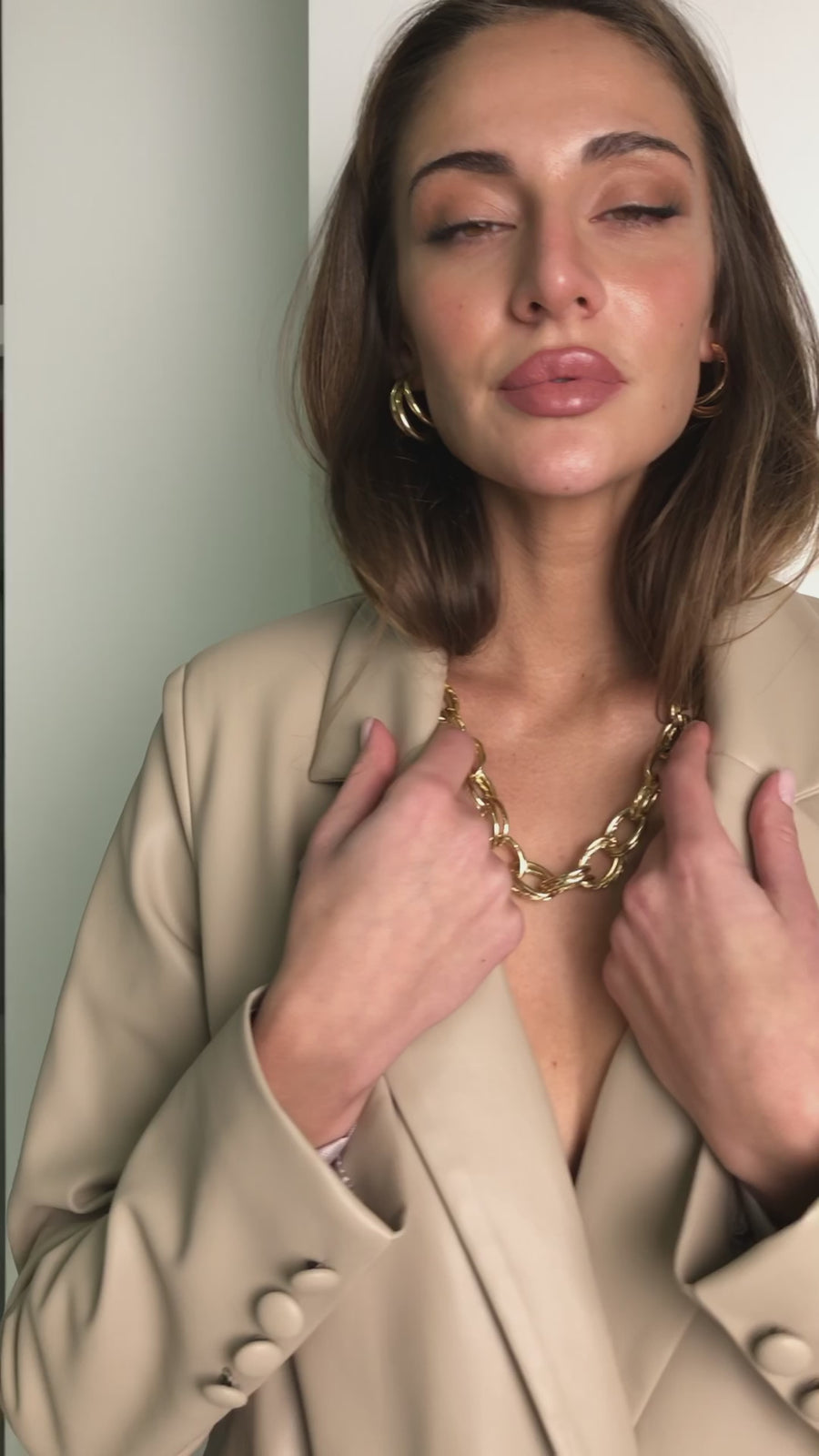 moreamor:JFjjmPeFH-fAhhHY4zsWn #beige