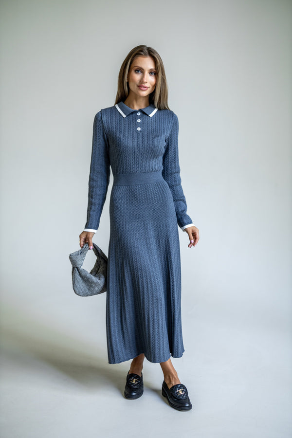 Constance Contrast-Collar Knit Midi Dress – Blue