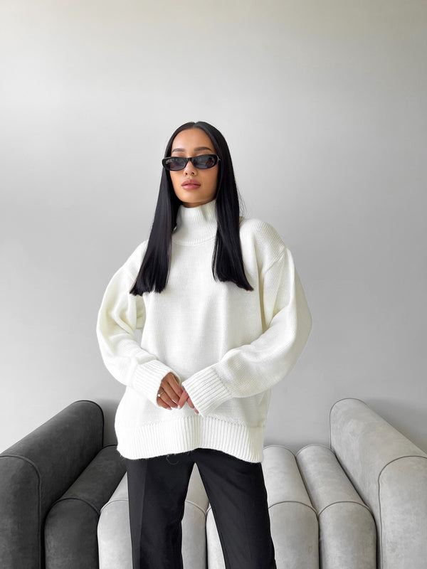 Maëlle Oversized Knit Sweater – Milk White