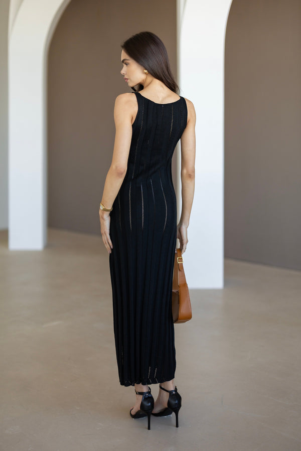 Livia Ribbed Maxi Dress – Black