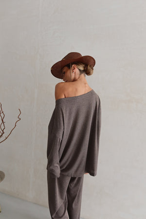 Céleste Off-Shoulder Knit Set – Dark Gray