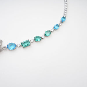 Luxury Crystal Necklace with Floral Centerpiece
